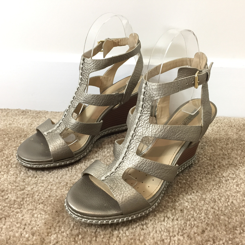 GEOX 37 6.5 7 Silver Leather Wedge Heel Sandals